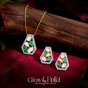 Glow by Polki – lightweight polki necklace set with emerald and uncut stones by Regal Jewellers.
