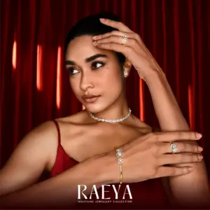 solitaire-diamond-necklace-earrings-set-raeya-collection