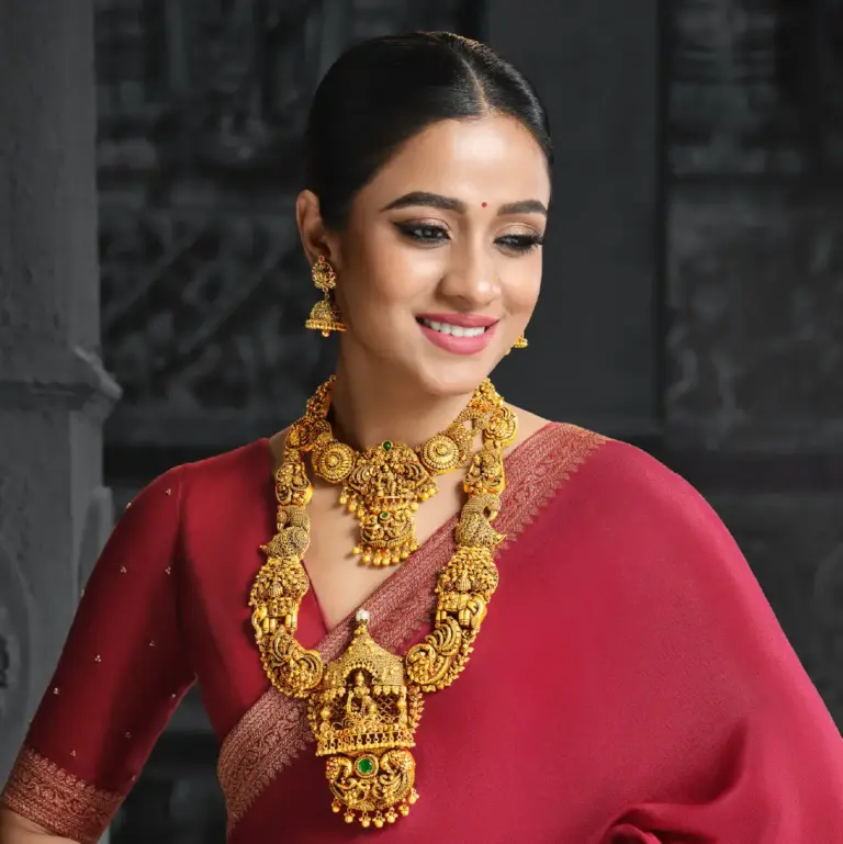 Regal Jewellers traditional set